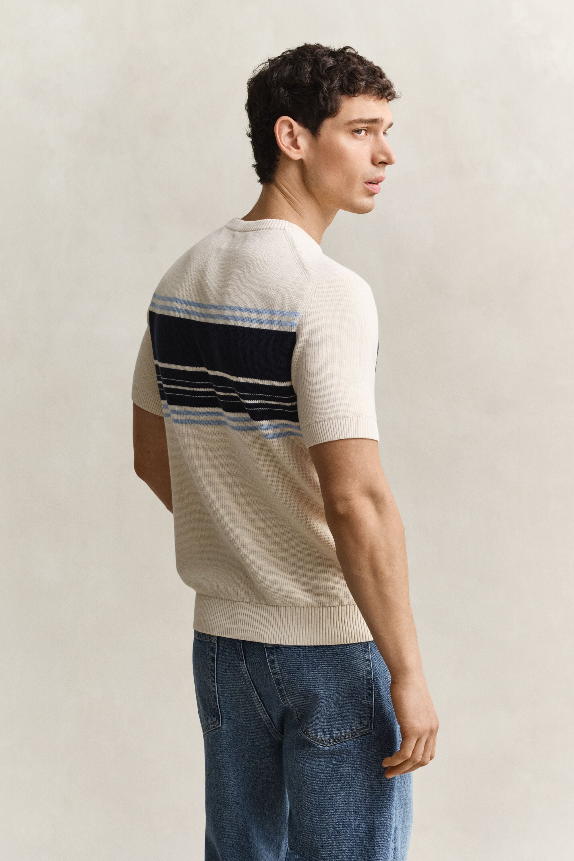 Gerippter Kurzarmpullover aus Baumwolle mit Streifen