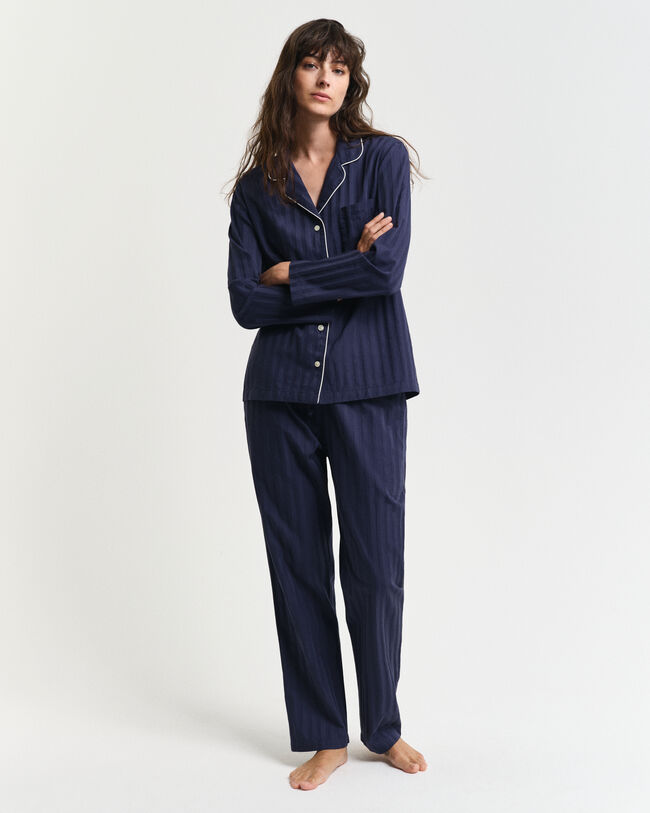 Gestreifter Schlafanzug in Geschenkbox