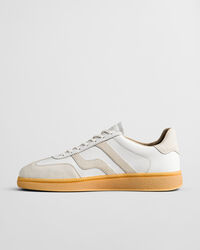 Cuzmo Sneaker aus Veloursleder