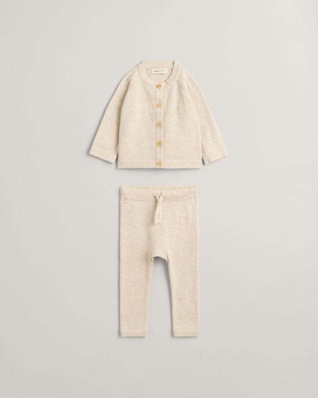 Baby Geschenkset mit Strickjacke und Hose