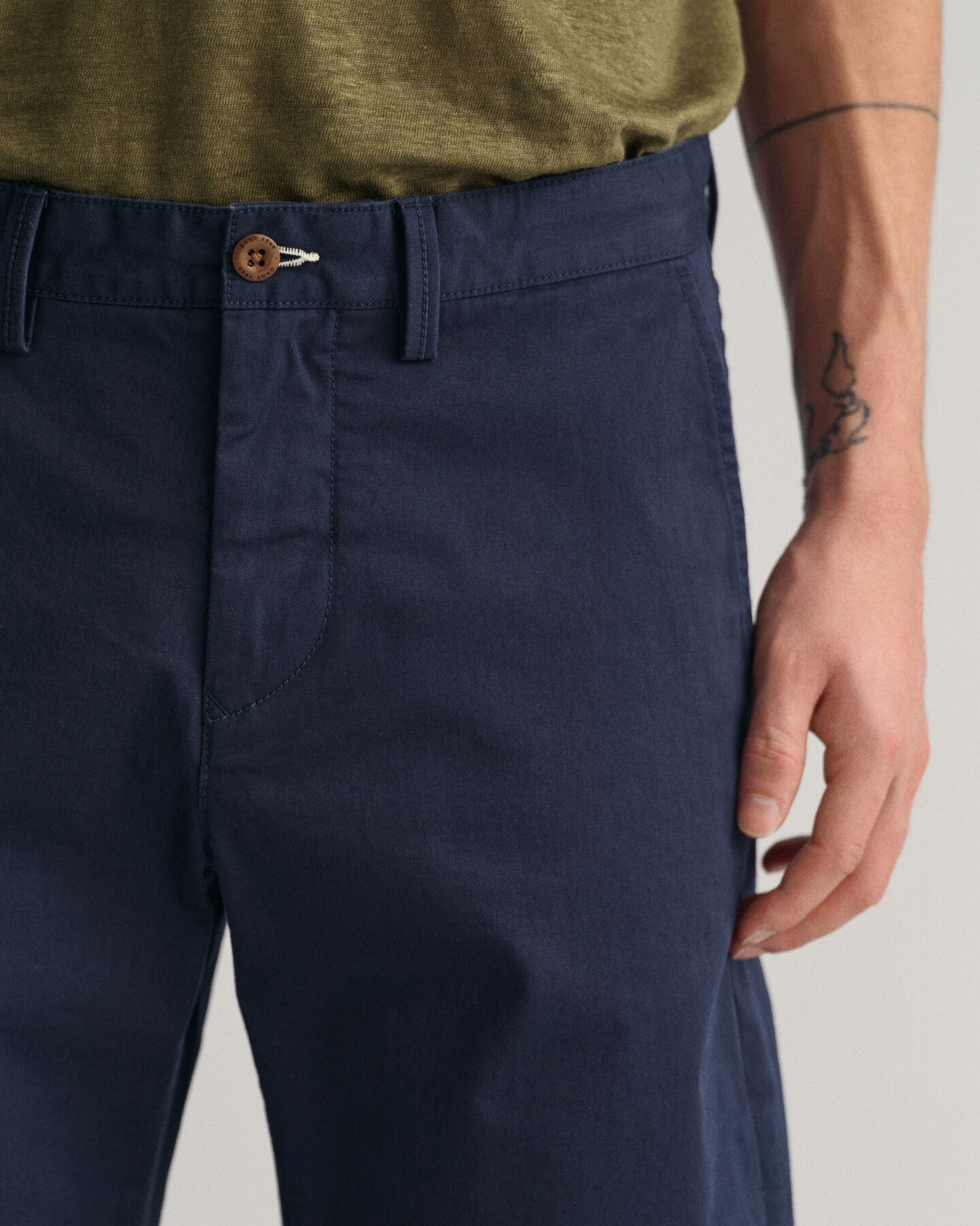 Hallden Slim Fit Twill-Shorts
