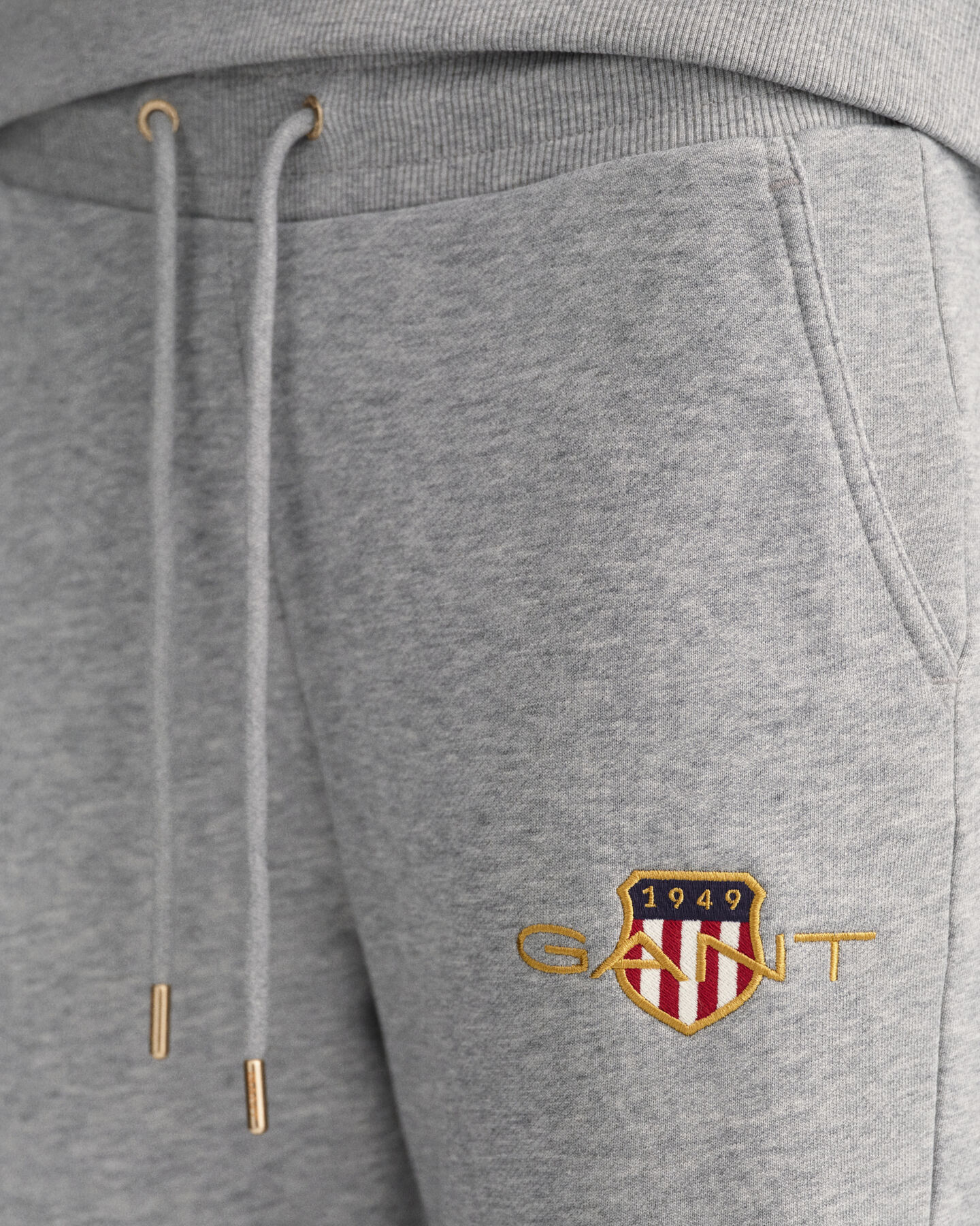 Archive Shield Sweathose