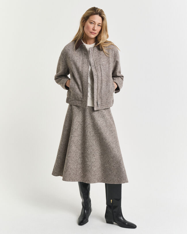 Ausgestellter Midirock aus Wolle