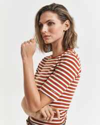 Geripptes T-Shirt mit Streifen