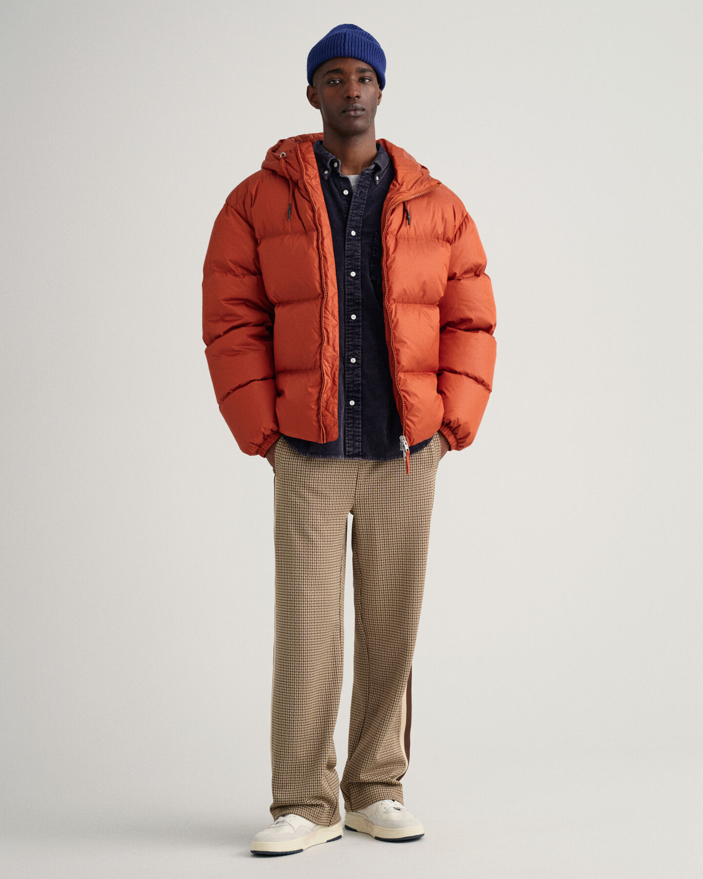 Glänzende Puffer Jacke