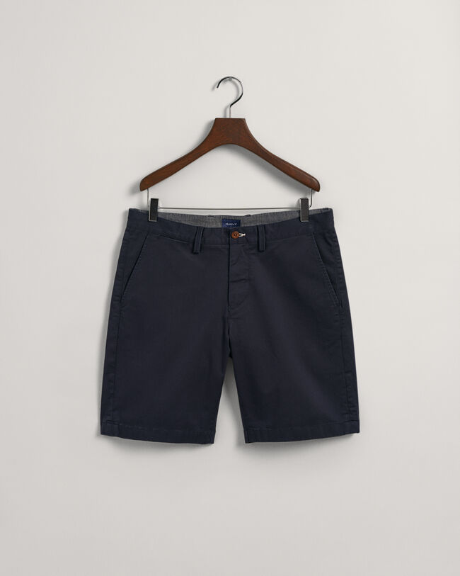 Hallden Slim Fit Twill-Shorts