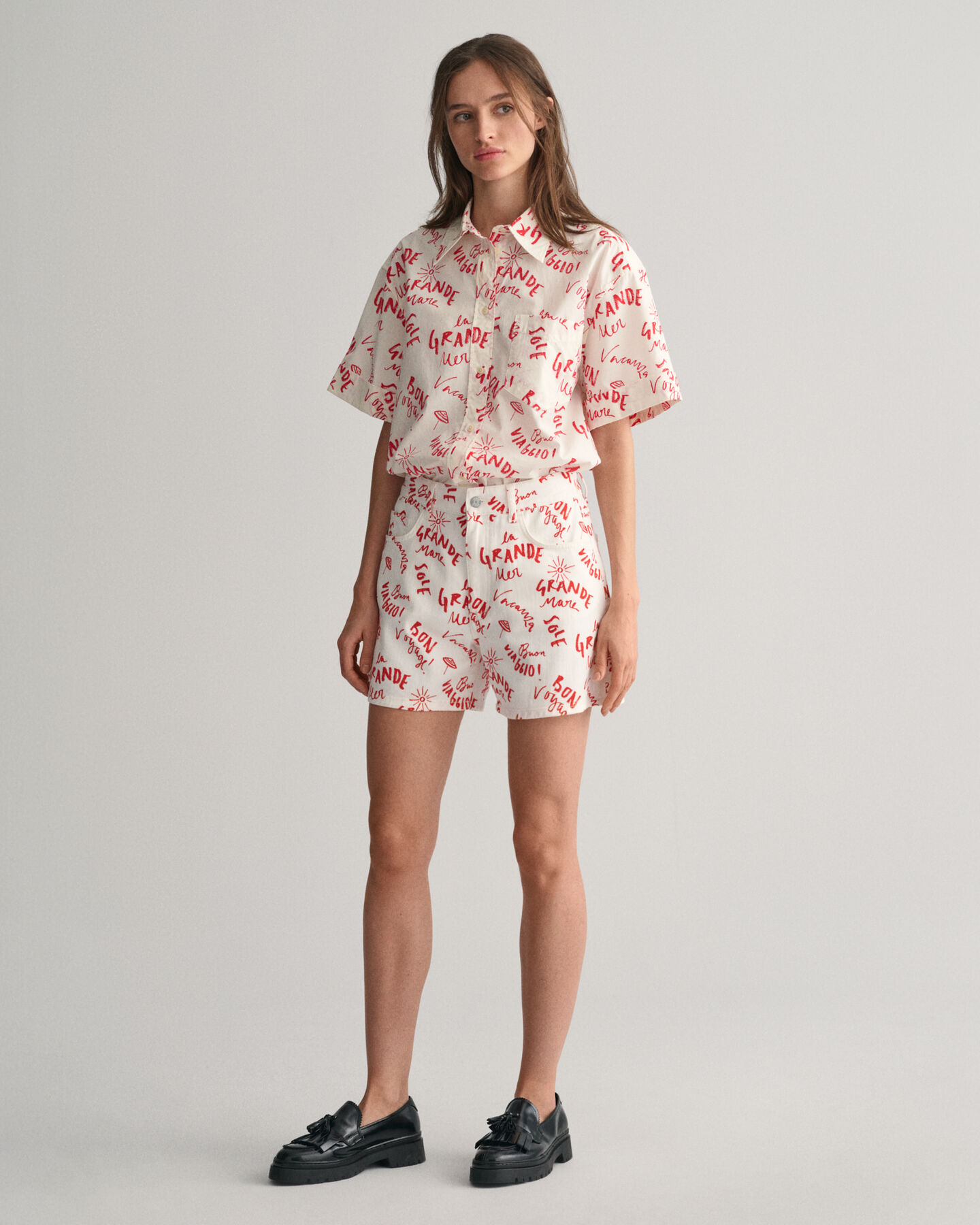 Shorts mit Text-Print