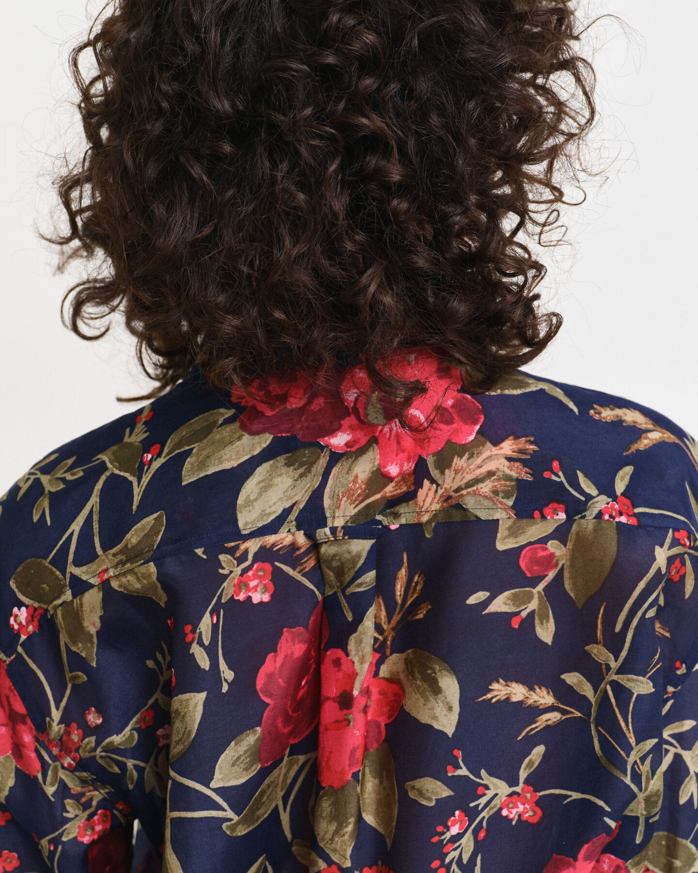 Relaxed Fit Rose Bluse aus Baumwolle und Seide mit Print