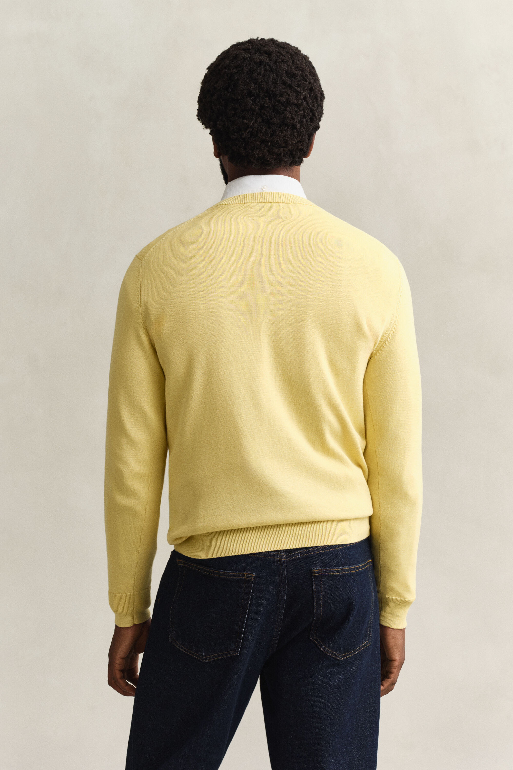 Klassischer V-Neck Pullover aus Baumwolle
