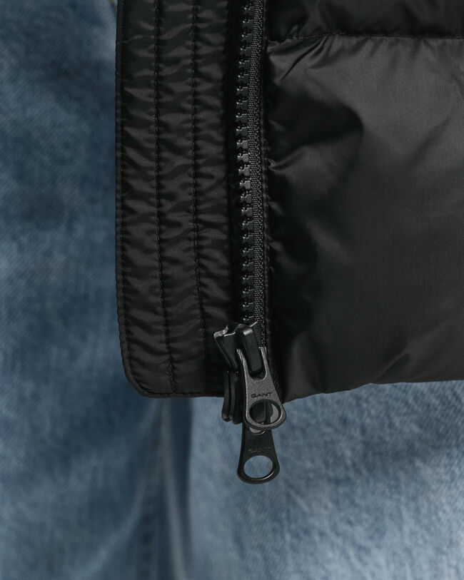 Leichter Daunenmantel