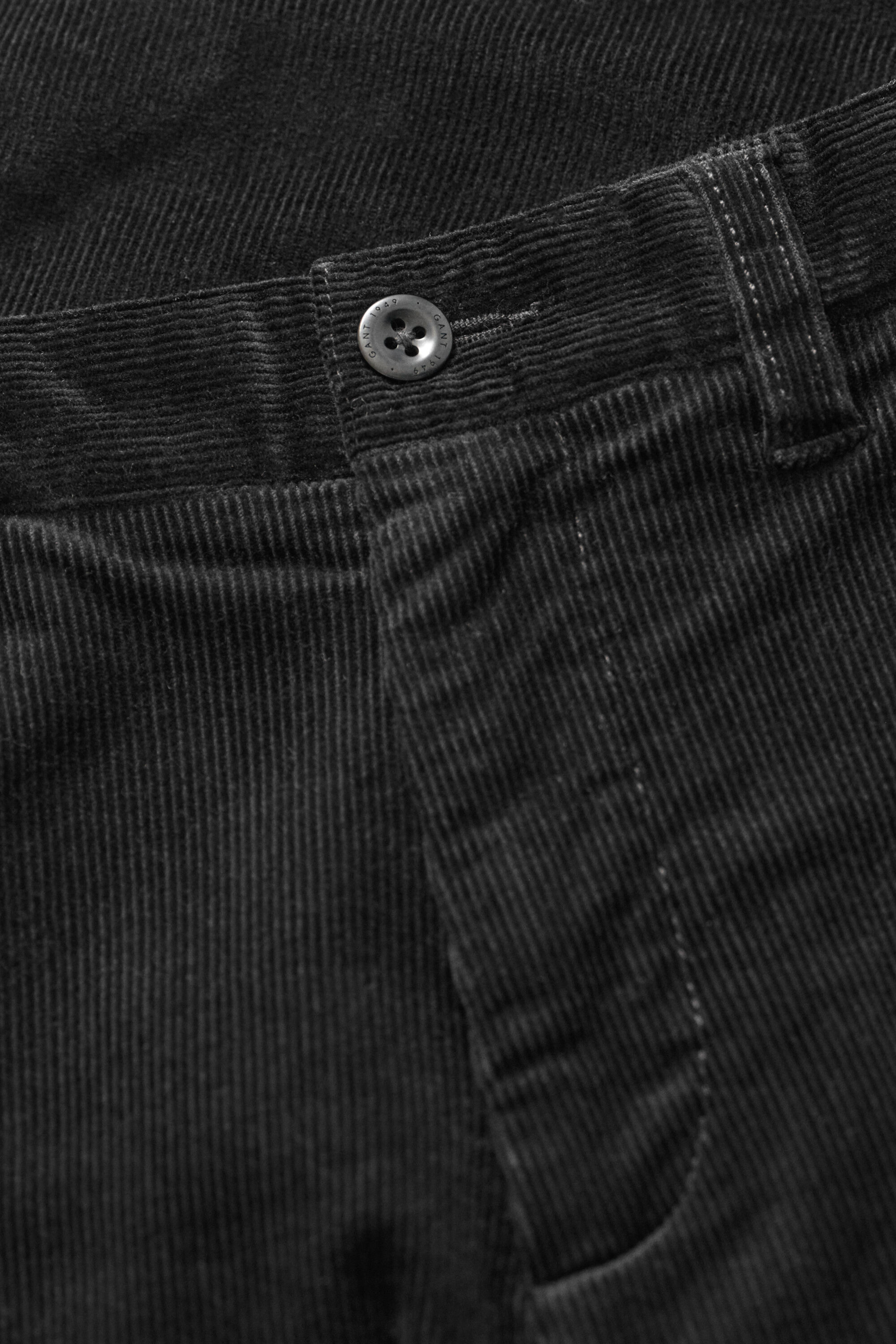 Slim Fit Cord Chinohose