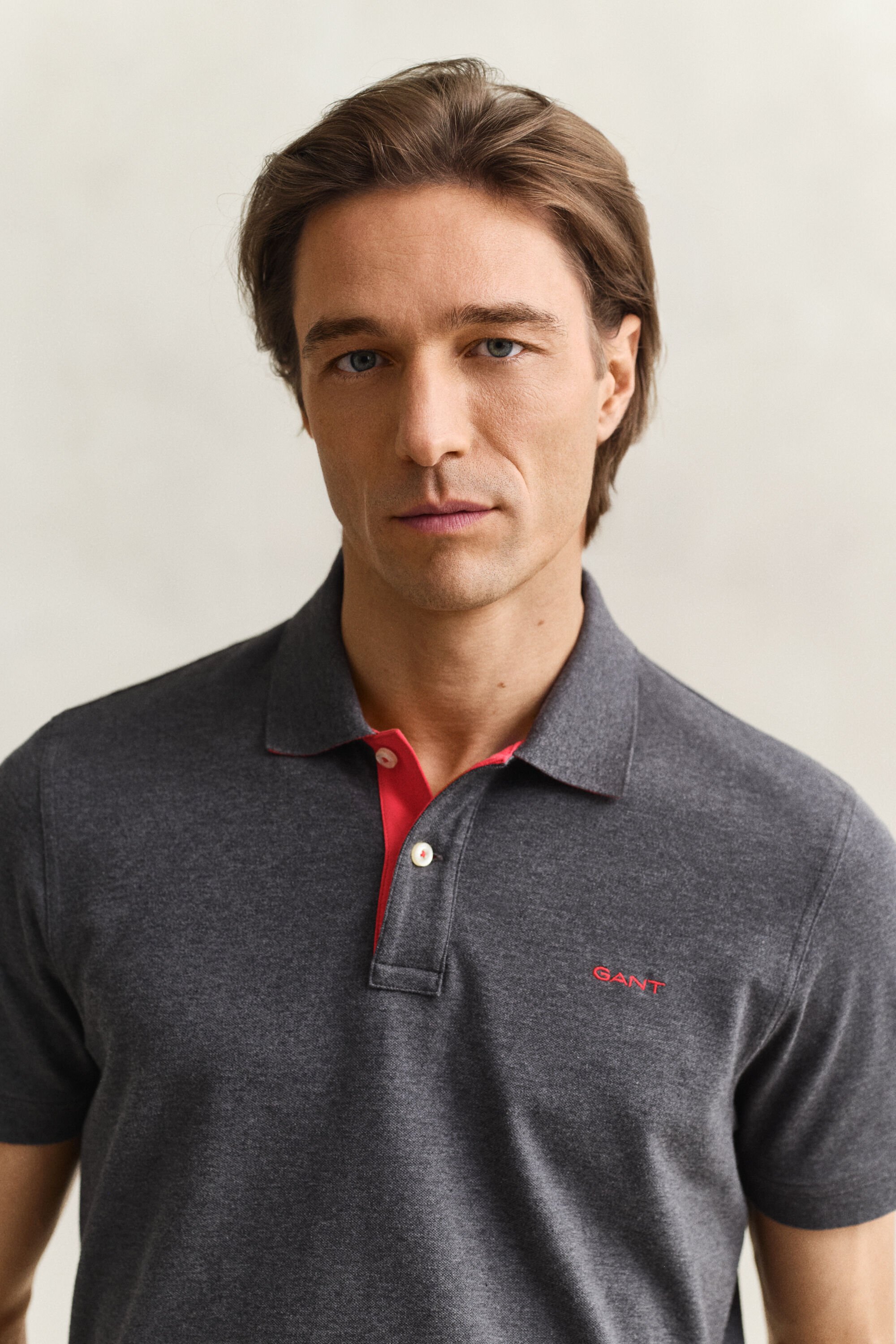 Polo in piqué a contrasto