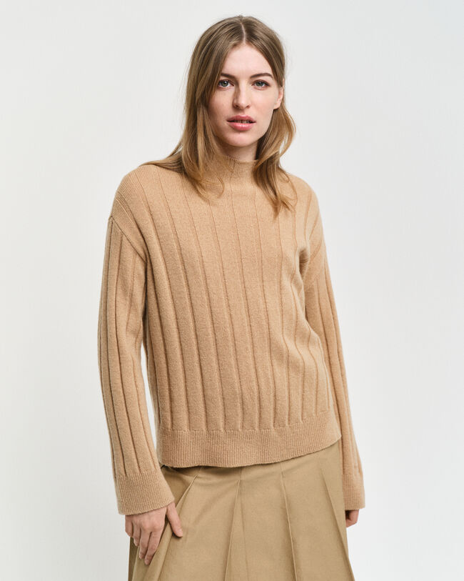 Breit gerippter Wollpullover mit Stehkragen