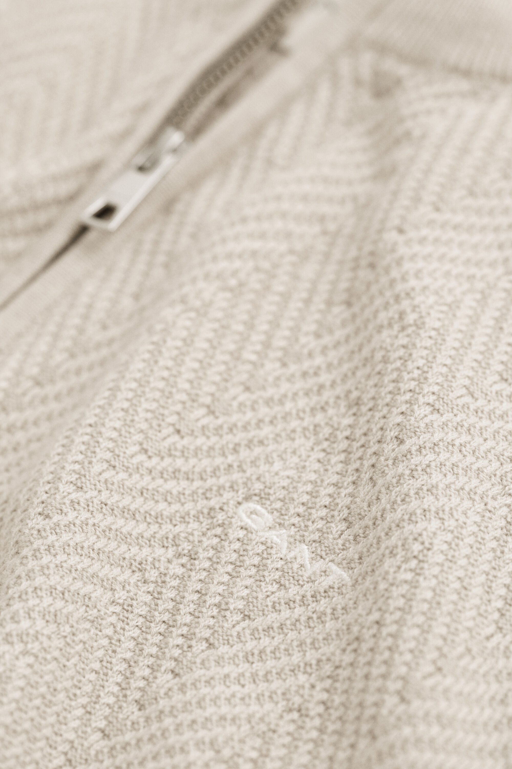 Pull à demi-zip avec chevrons