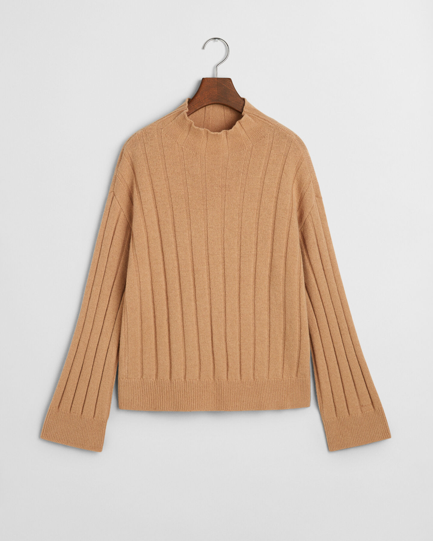 Breit gerippter Wollpullover mit Stehkragen