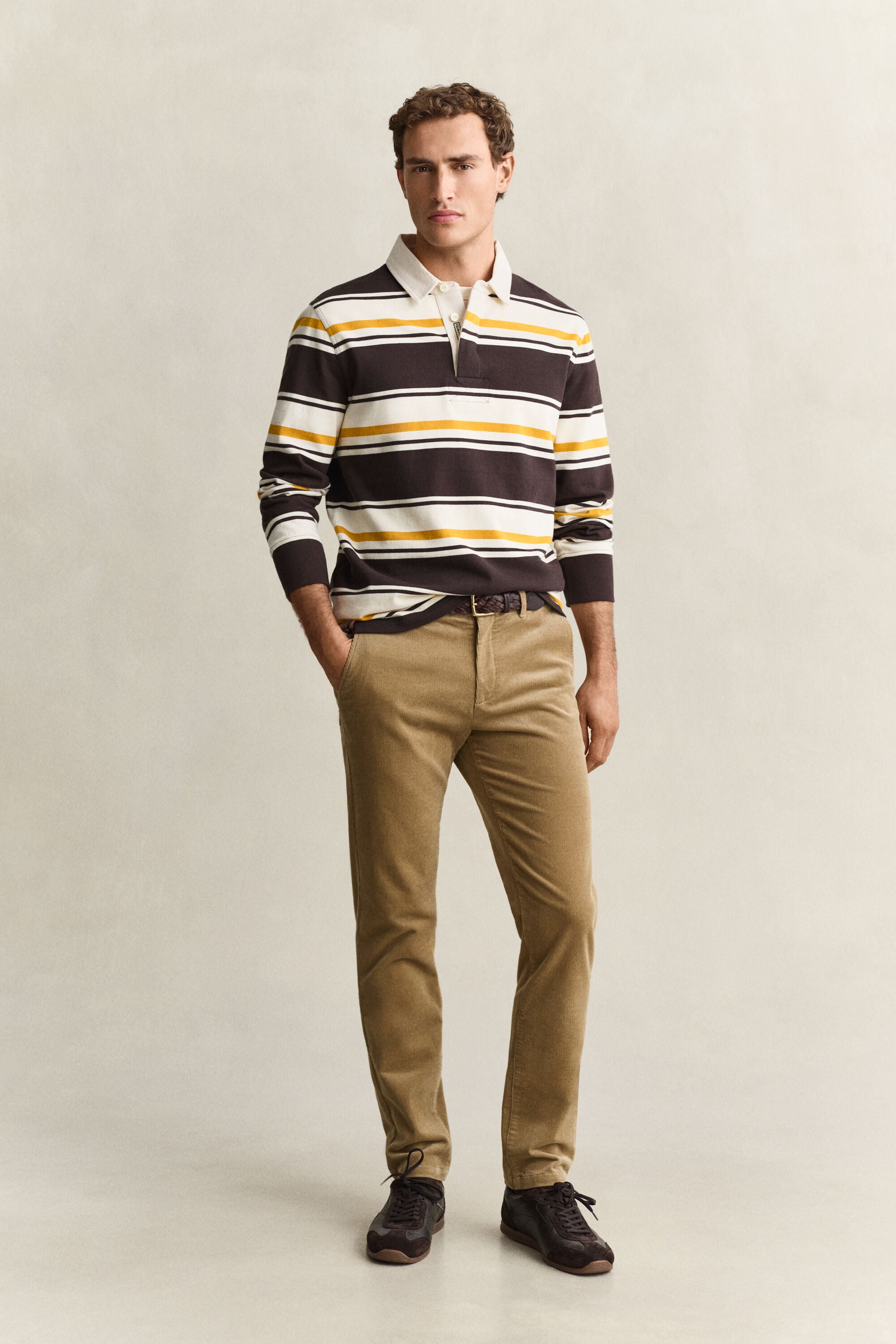 Slim Fit Cord Chinohose