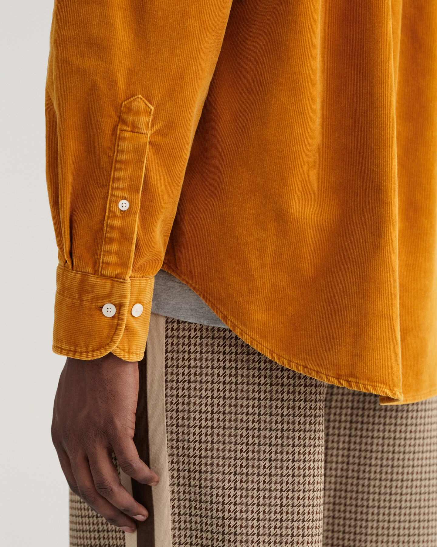 Relaxed Fit Cordhemd in ausgeblichener Optik