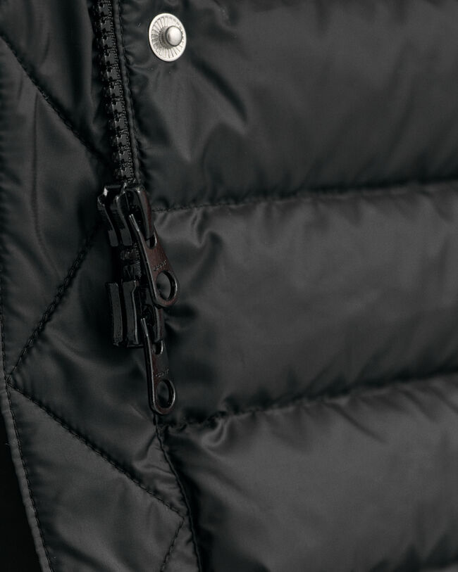 Leichter Daunenmantel