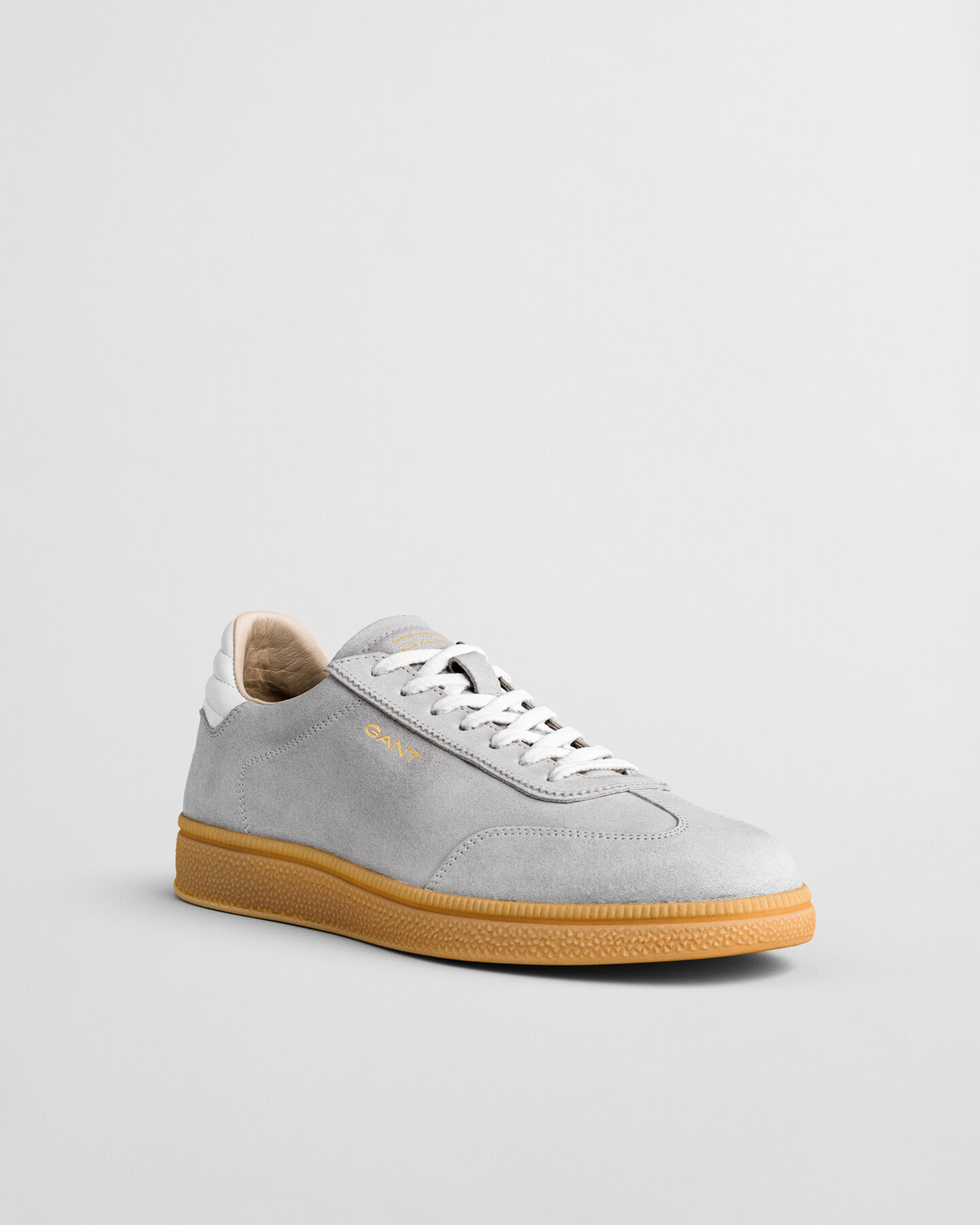 Cuzmo Sneaker aus Veloursleder