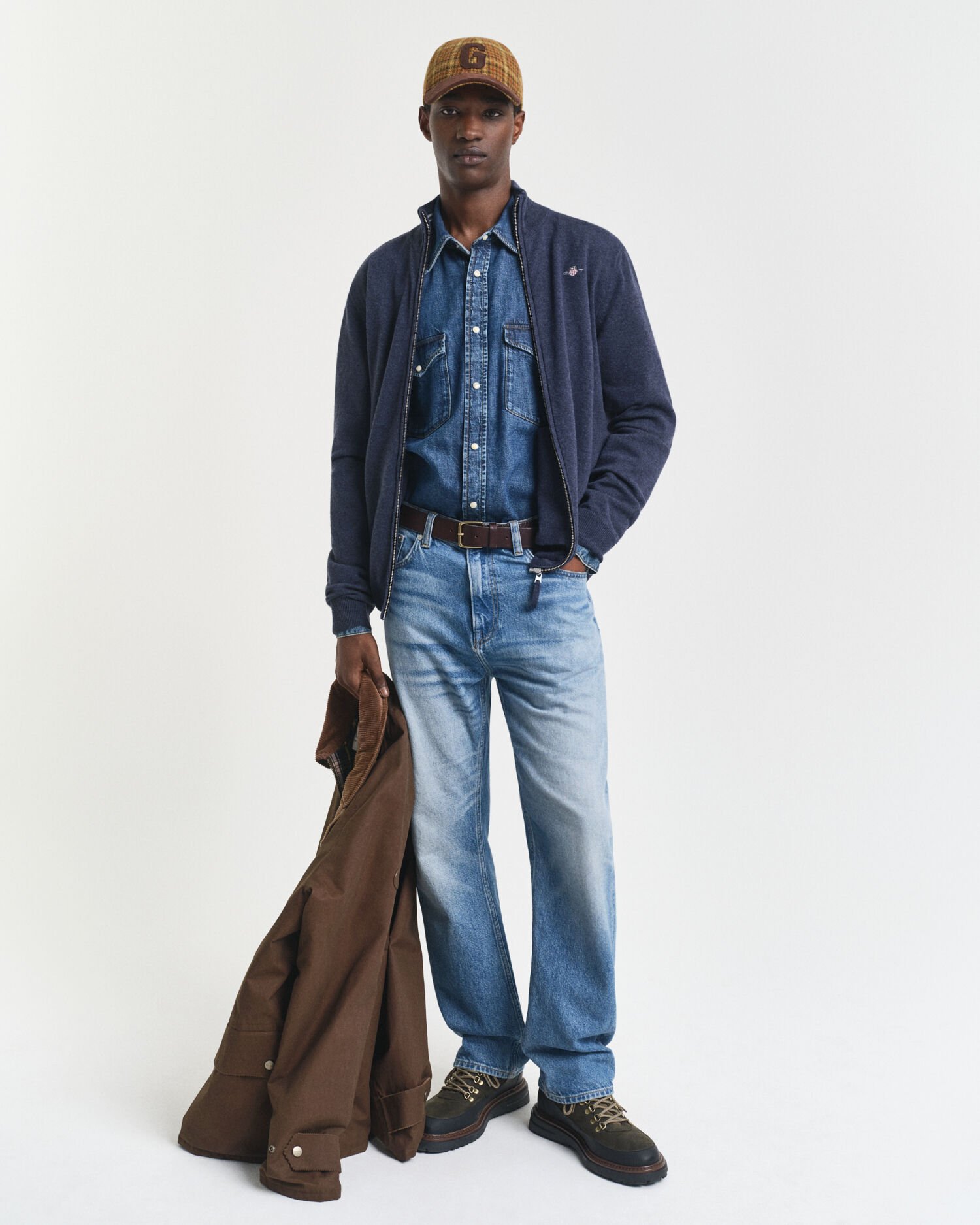 Cardigan con zip in finissima lana d’agnello