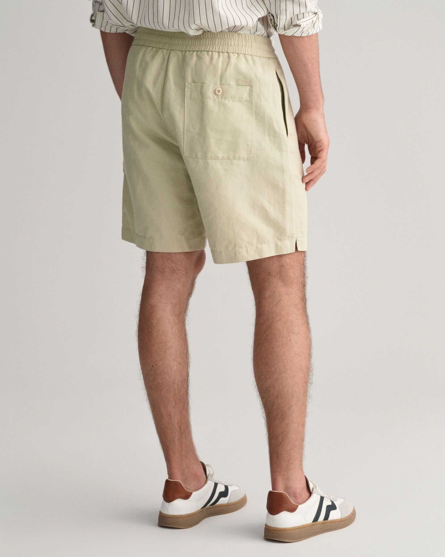 Shorts aus Baumwolle und Leinen