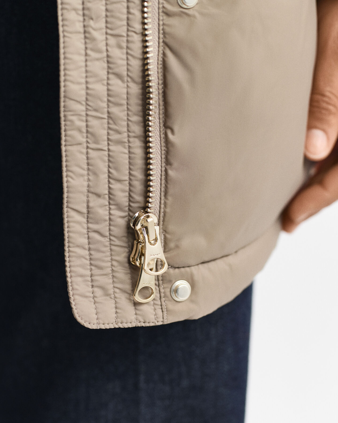 Mittellange Daunenjacke