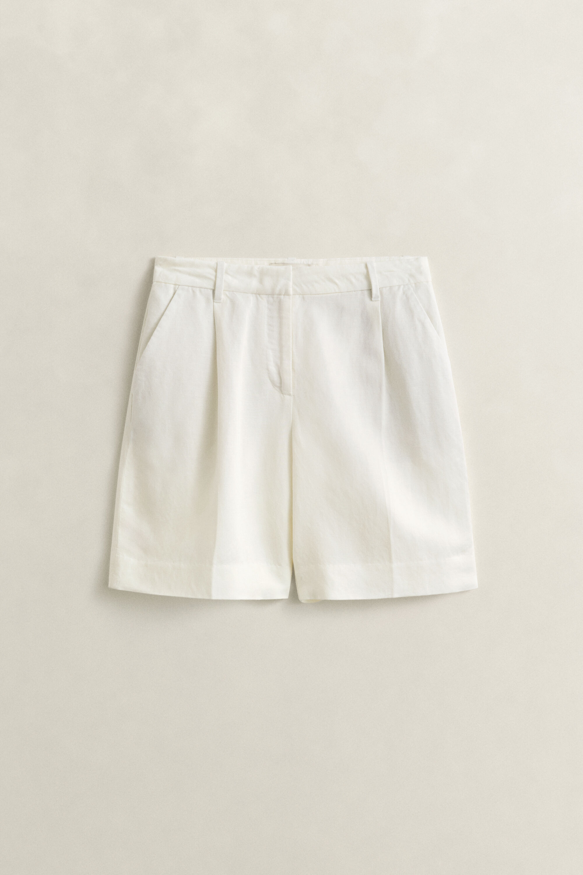Formelle Shorts aus Leinenmix