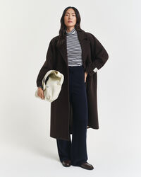 Leichter Rollkragenpullover aus Baumwolle mit Streifen