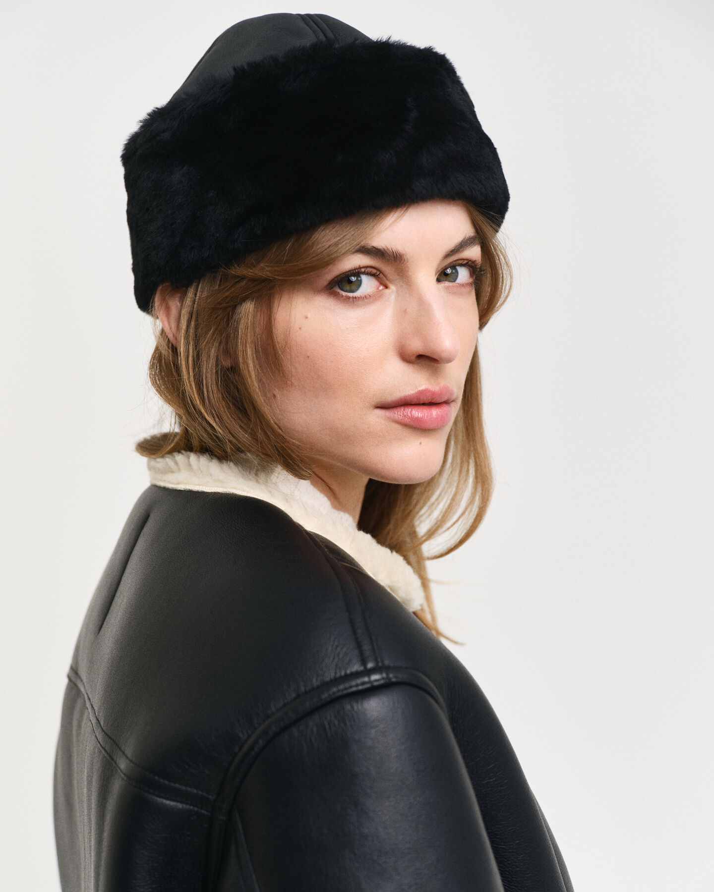 Kurzjacke aus Shearling-Imitat