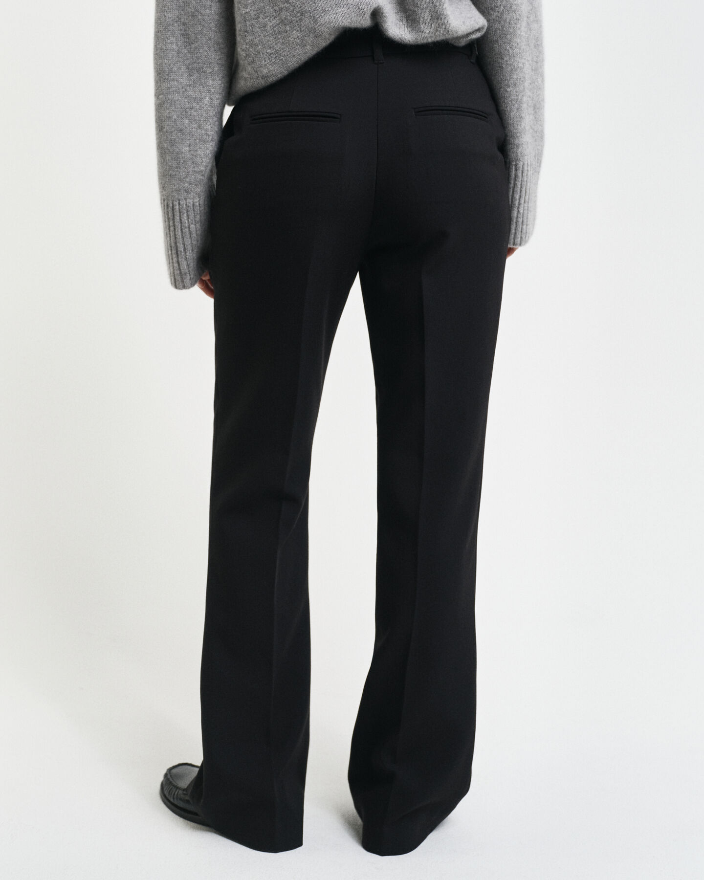 Slim Fit Slacks mit Schlag