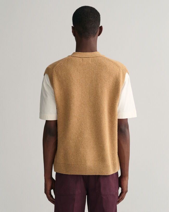 Geknöpfte Weste aus weicher Wolle