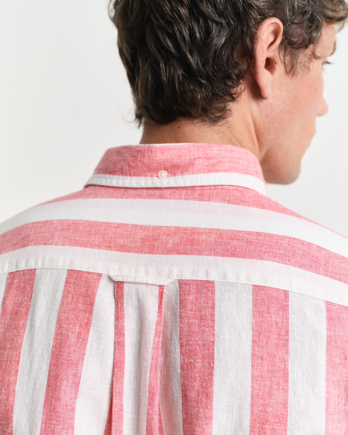 Regular Fit Hemd aus Baumwolle und Leinen mit Streifen