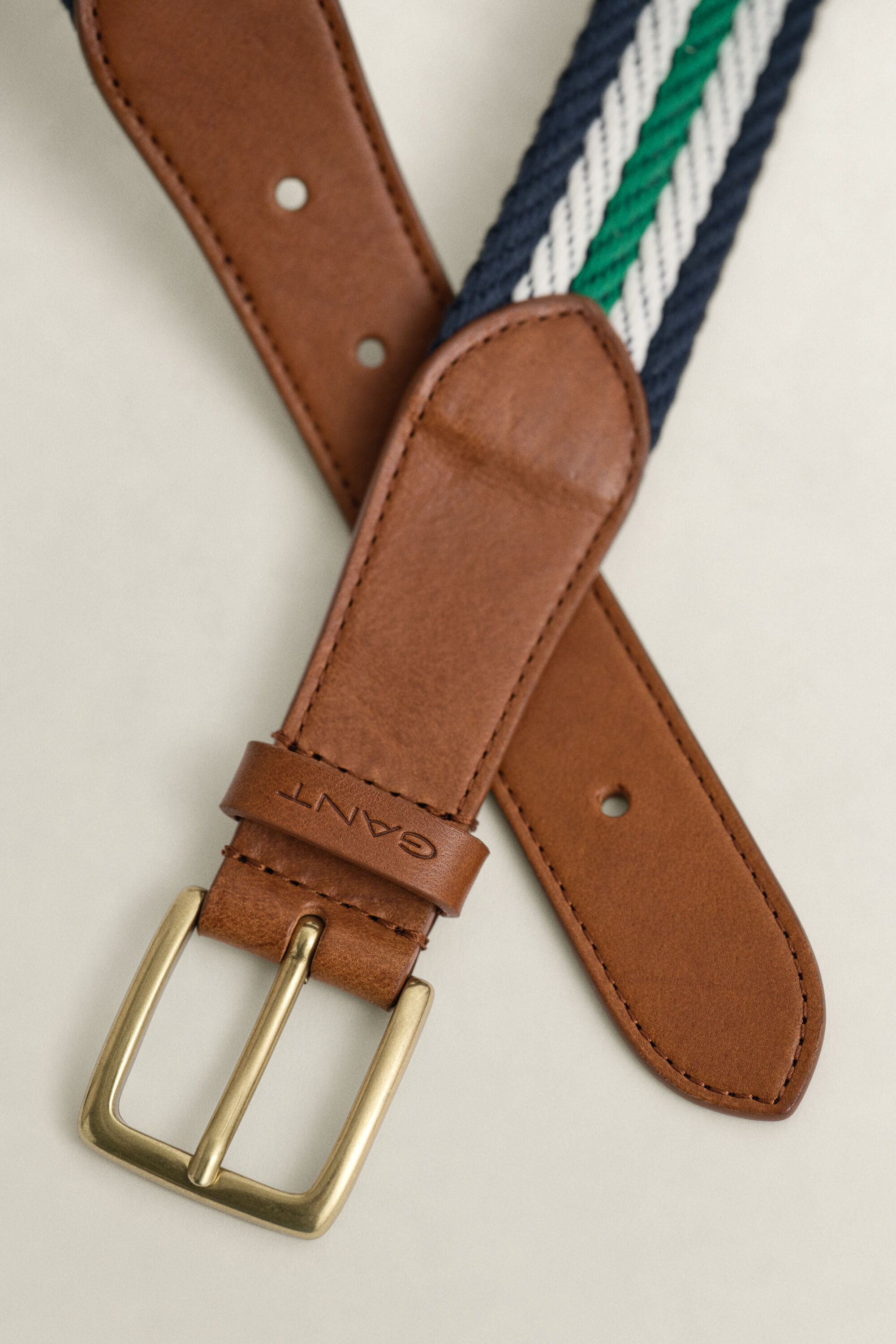 Gestreifter Webgürtel
