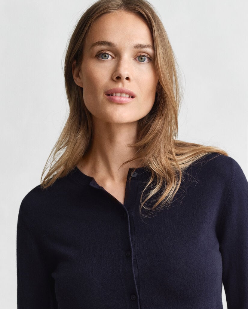 Leichte Rundhals-Strickjacke