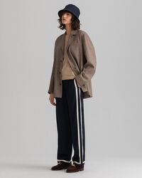 Pull-On Hose aus Satin