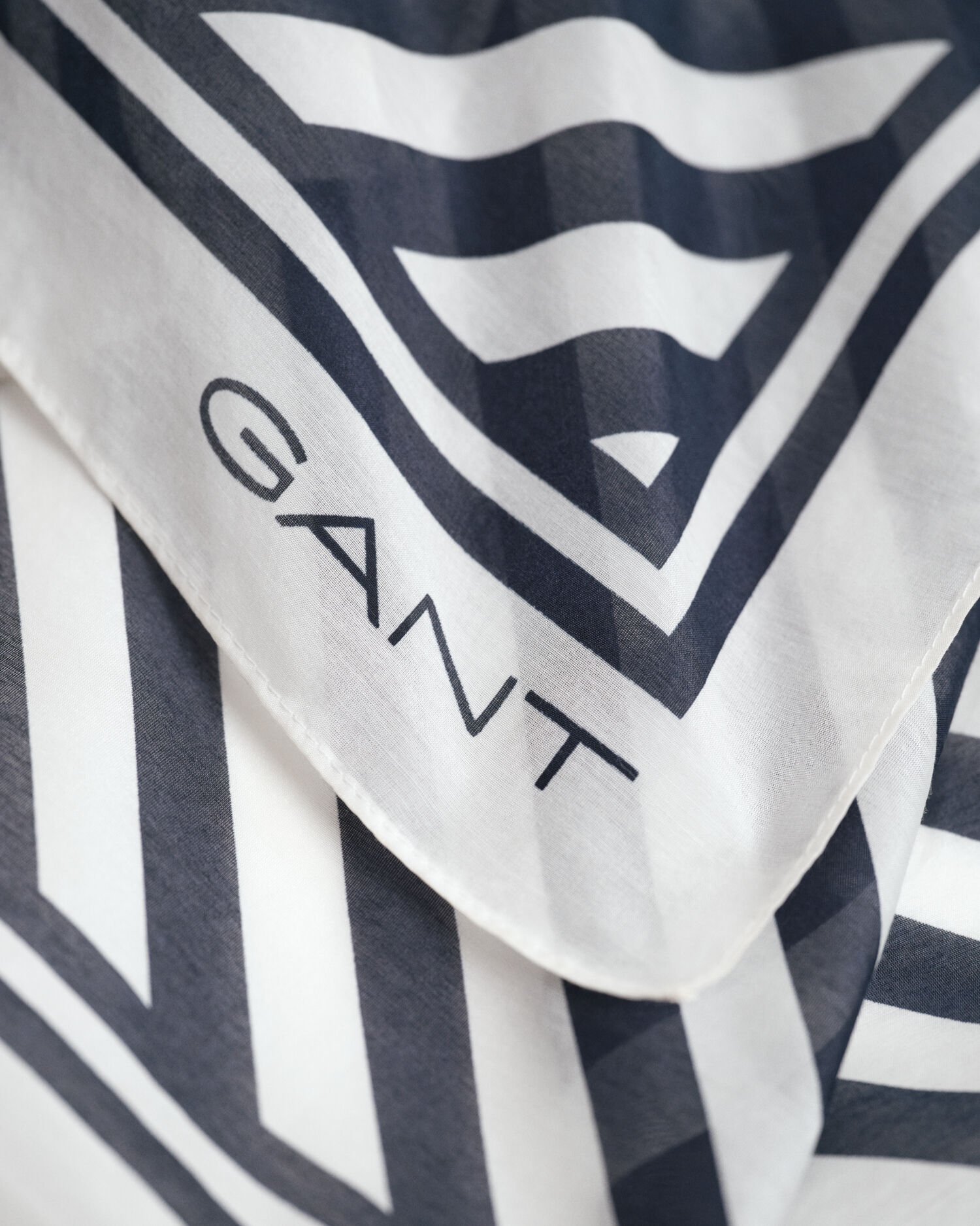 Sarong mit Chevron-Print