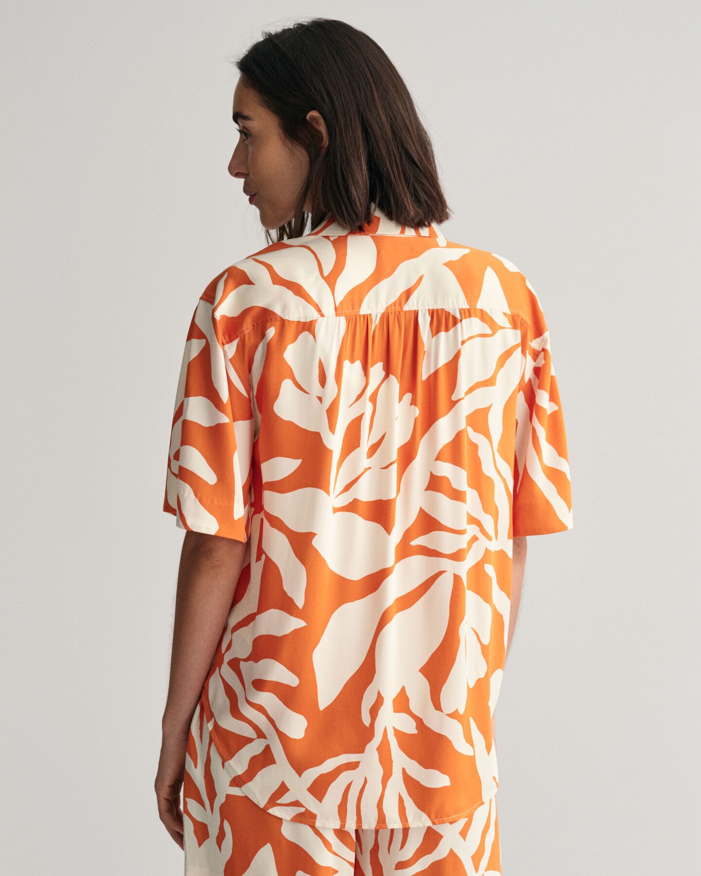 Relaxed Fit Palm Print Kurzarmbluse
