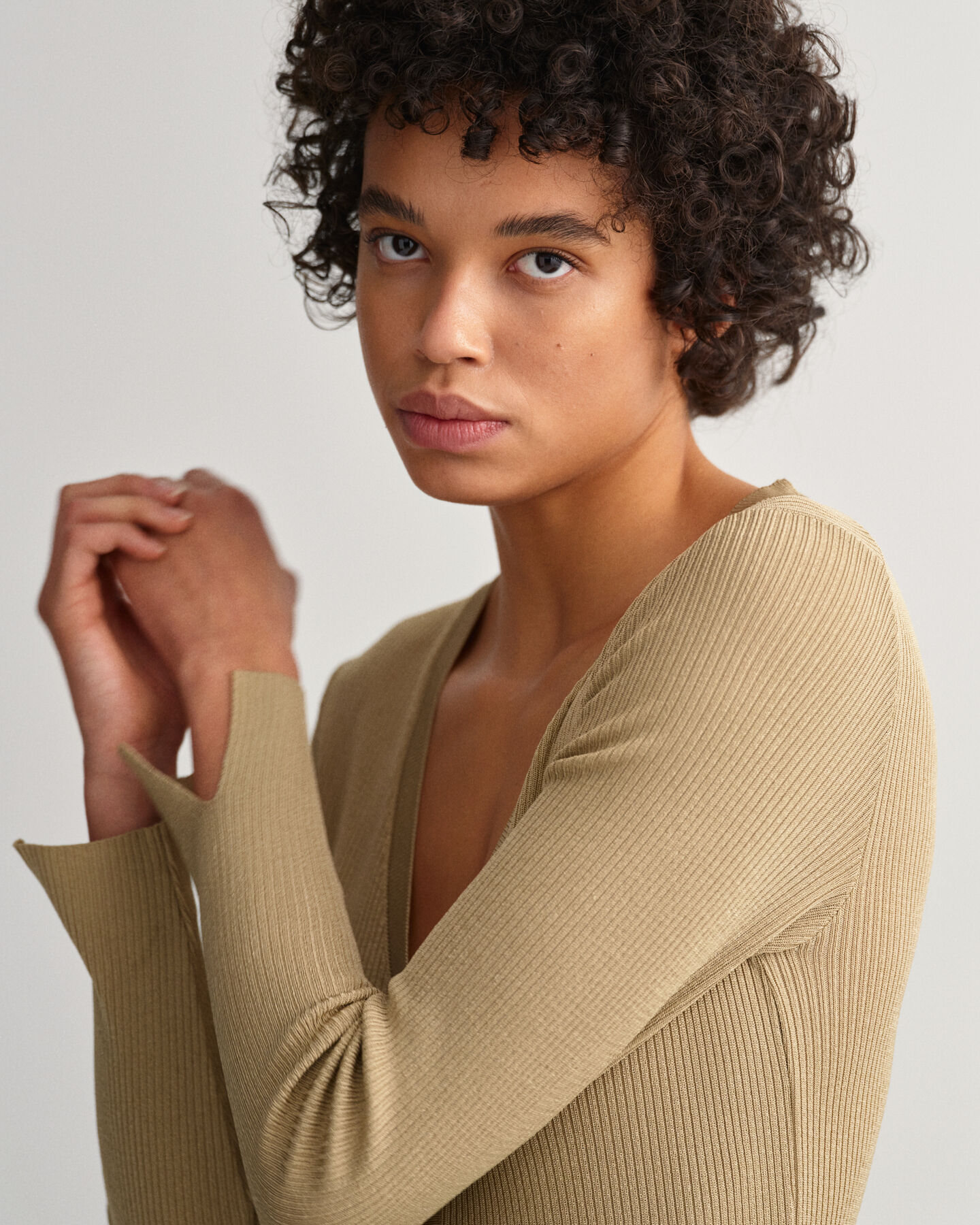 Geripptes Cardigan-Kleid