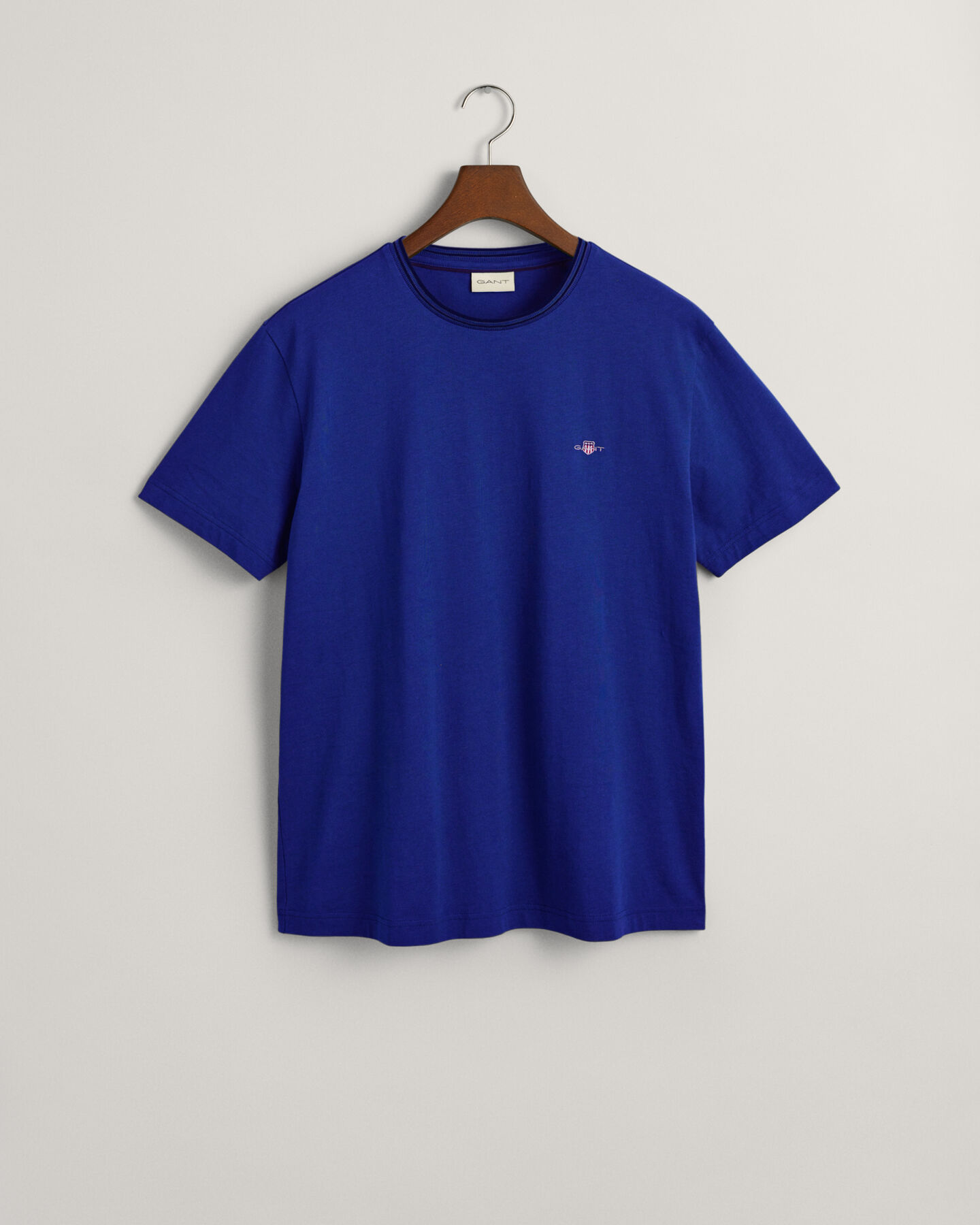 Seasonal Essential Tipped Piqu&eacute; Poloshirt mit Kontrast