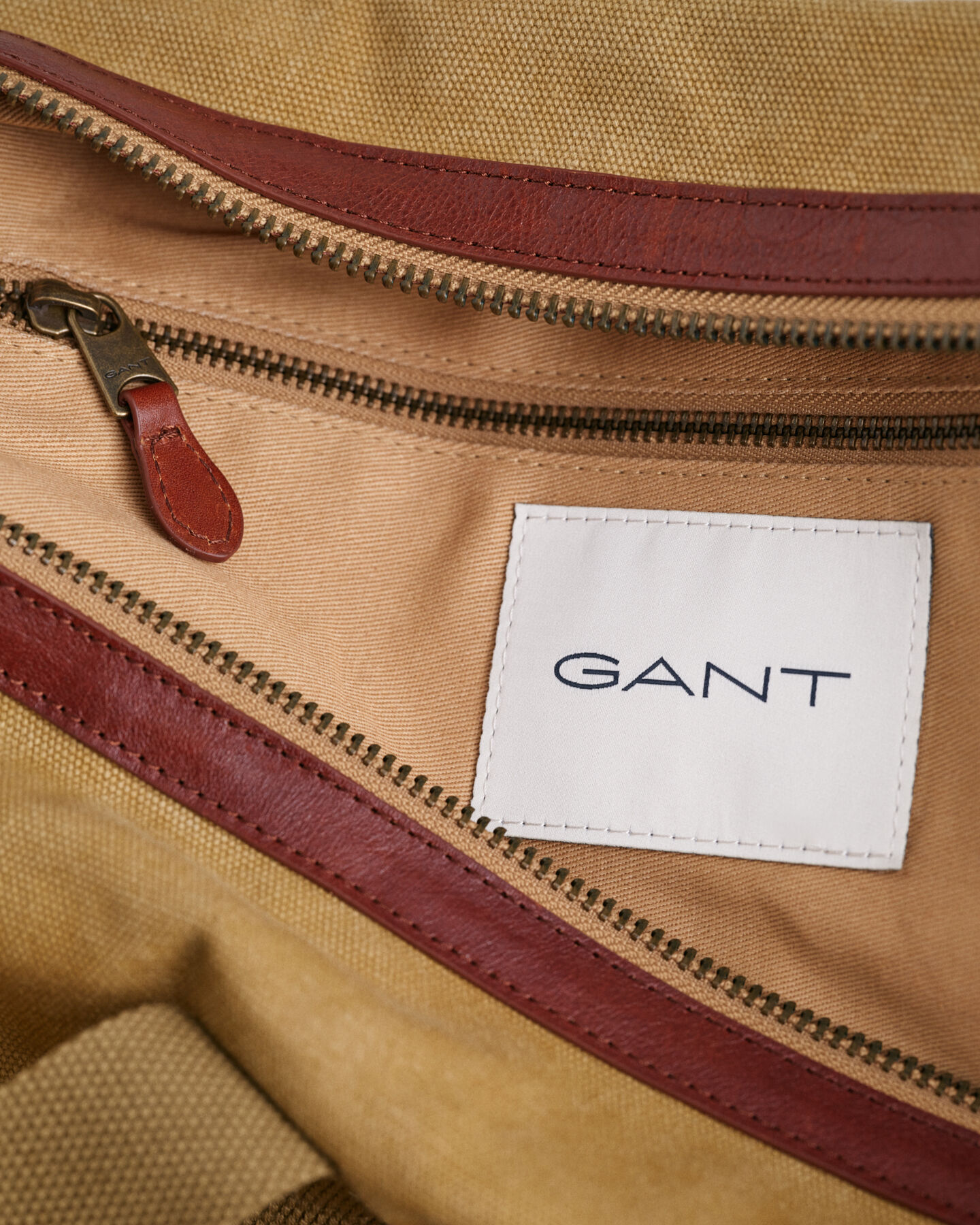 Washed Duffel Bag aus Canvas