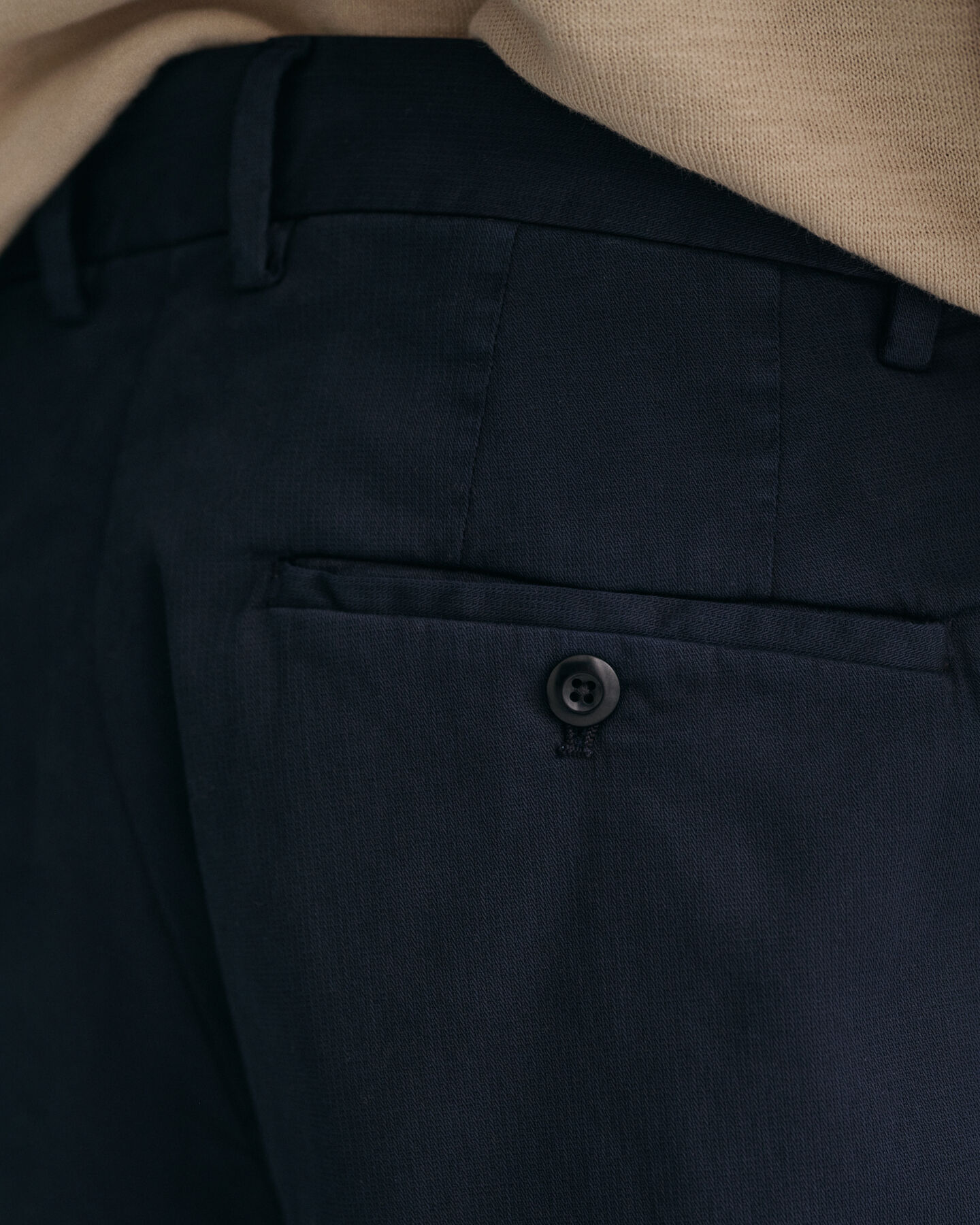 Relaxed Fit Tapered Anzughose aus Baumwolle