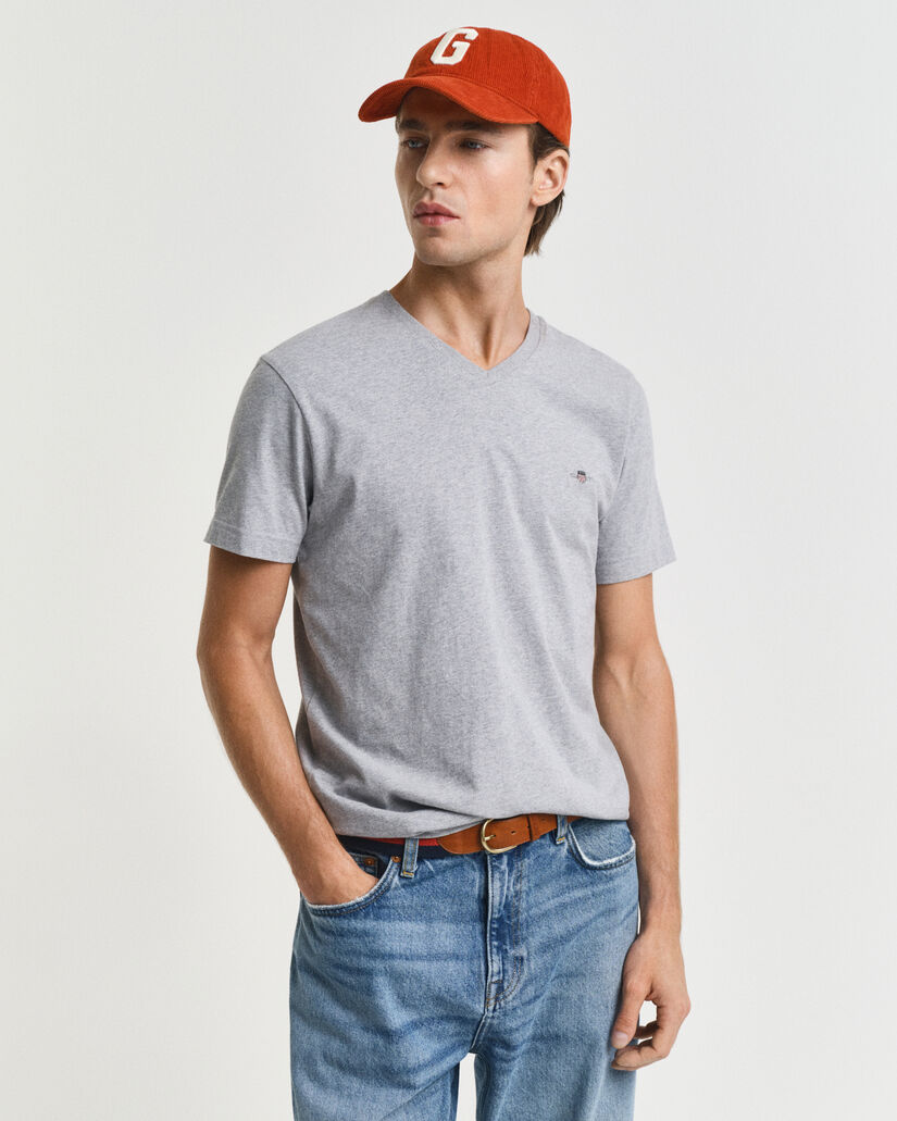 Slim Fit Shield T-Shirt mit V-Ausschnitt