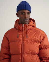 Glänzende Puffer Jacke