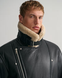 Schwere Shearling-Jacke