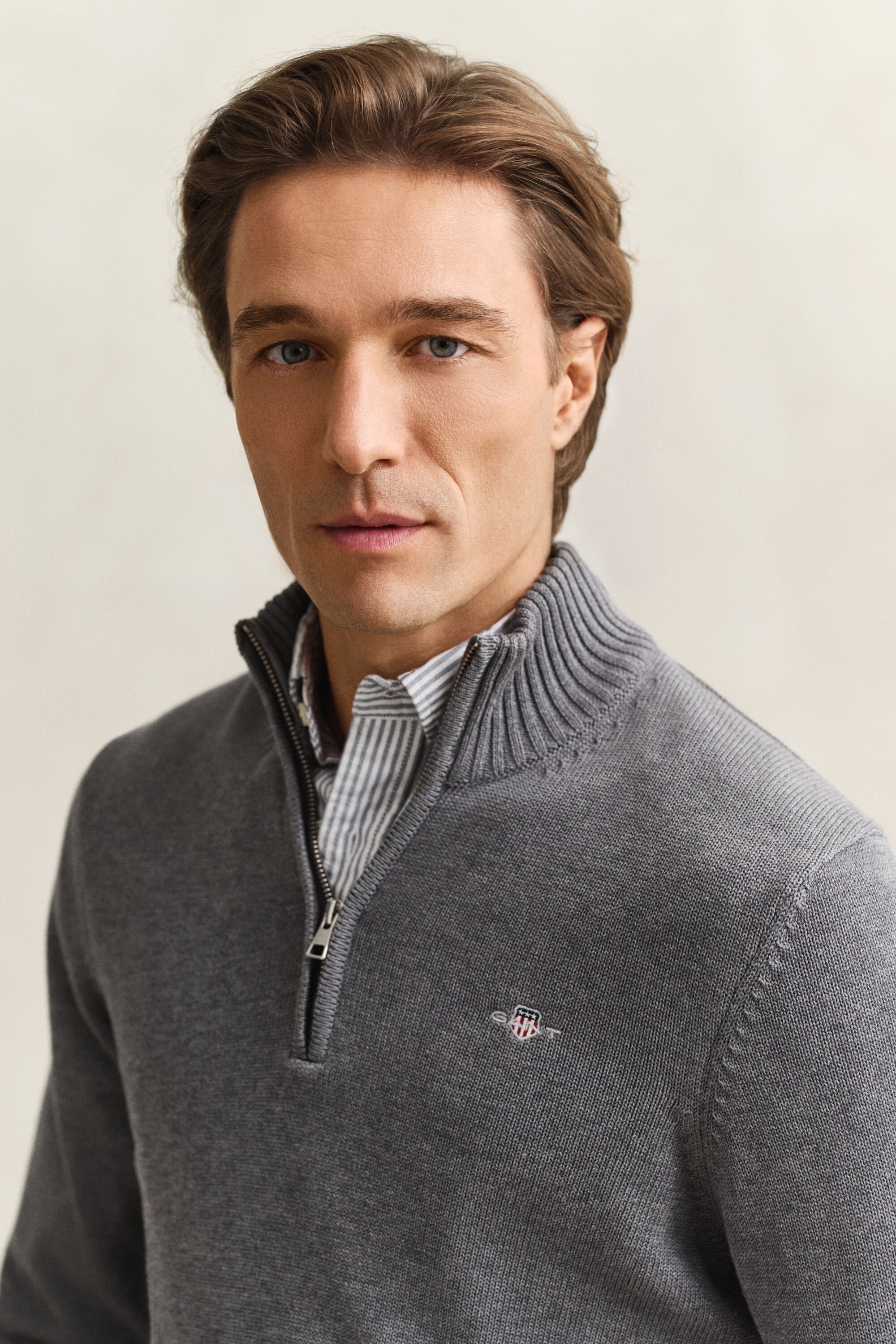 Maglia in cotone casual con zip corta