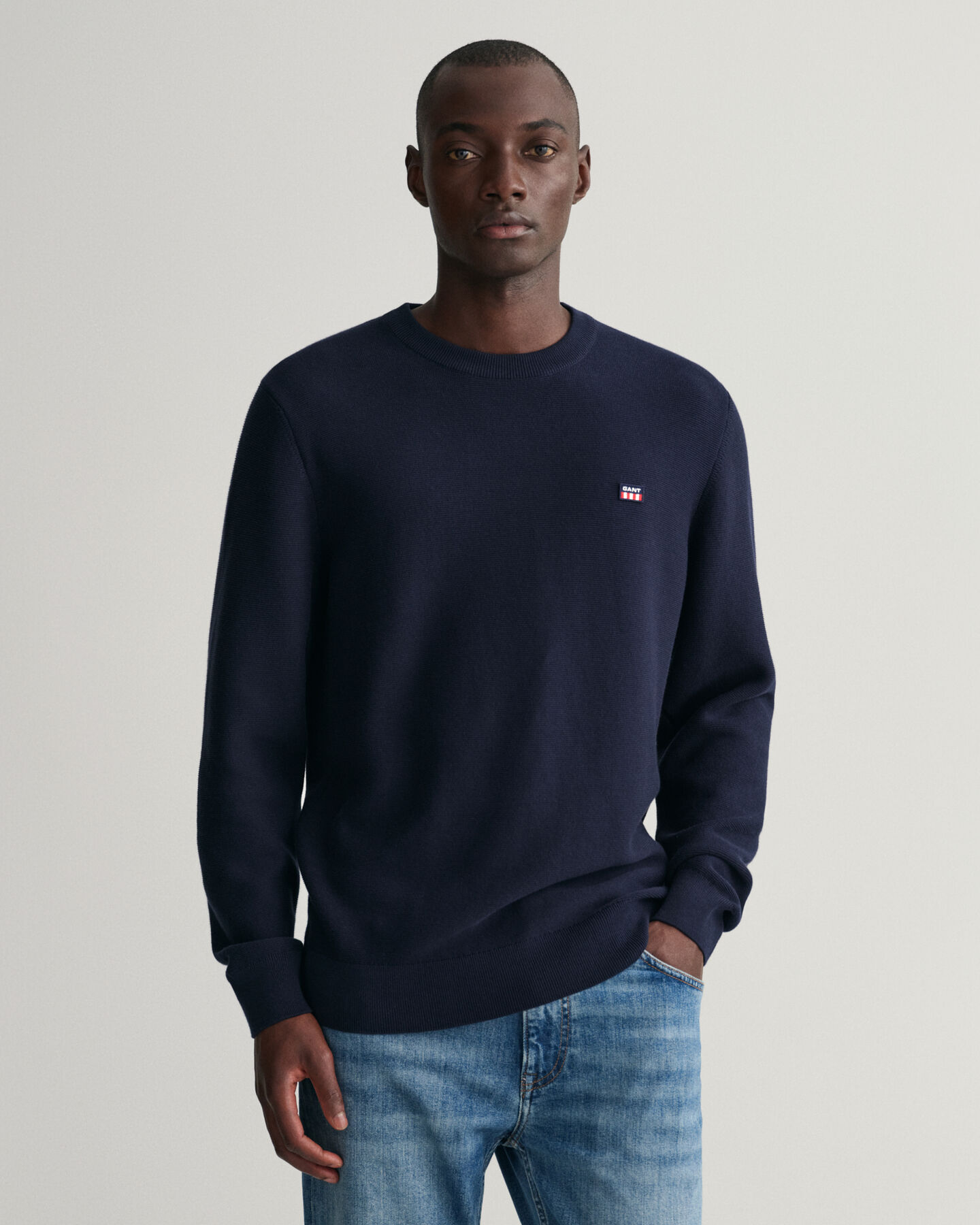 Rundhalspullover mit dezenter Struktur