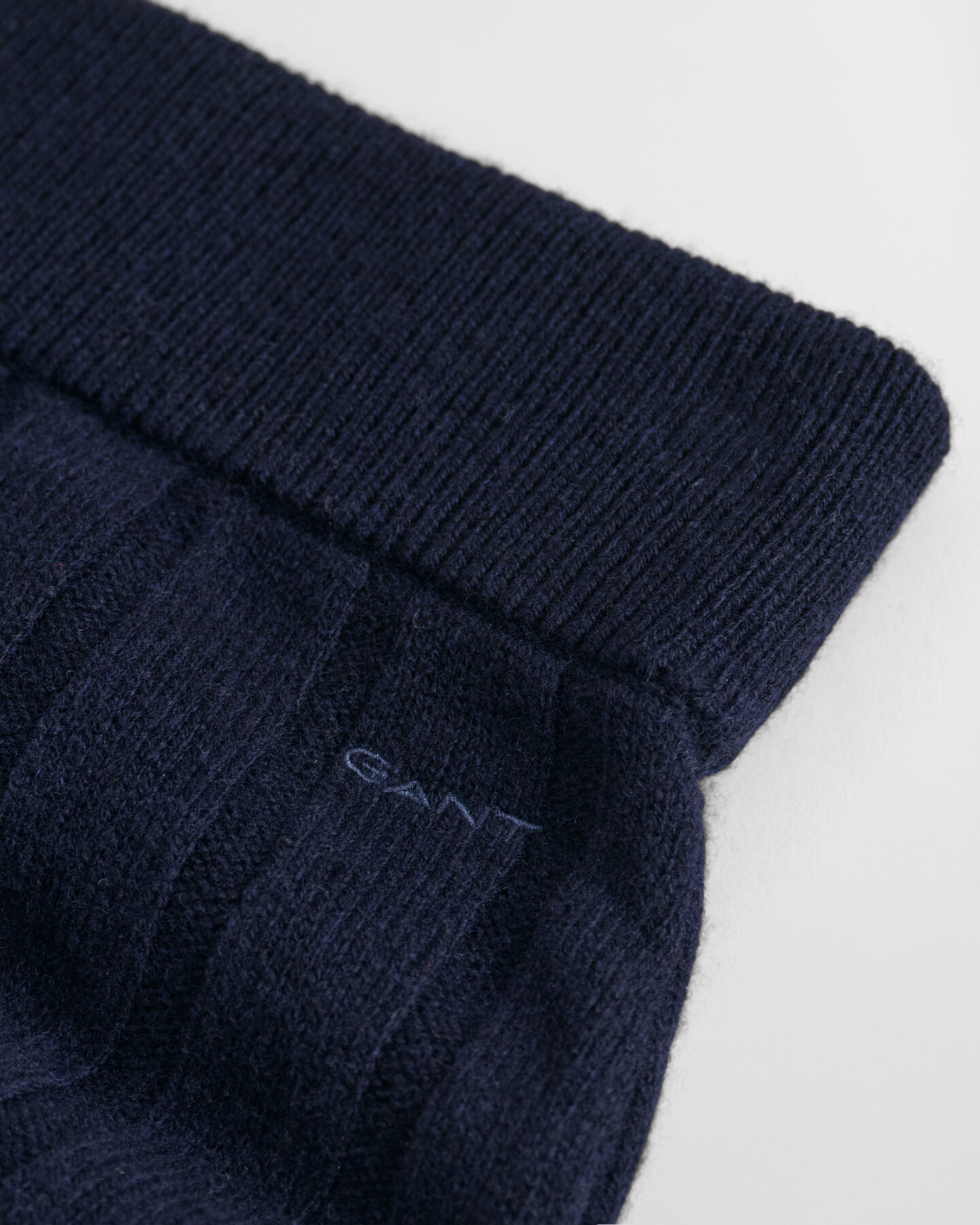 Breit gerippter Wollrock