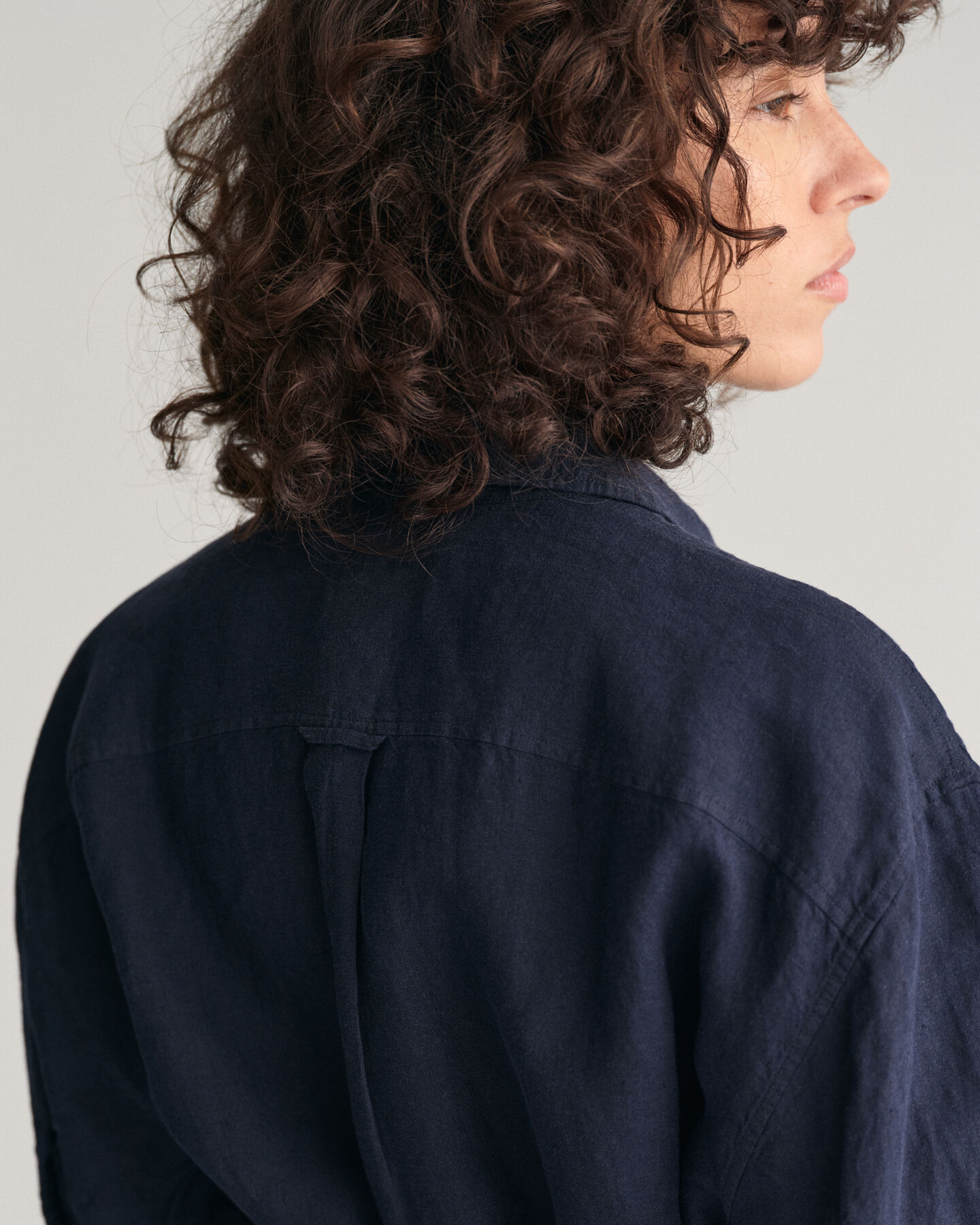 Kurzarm Hemdblusenkleid aus Leinen