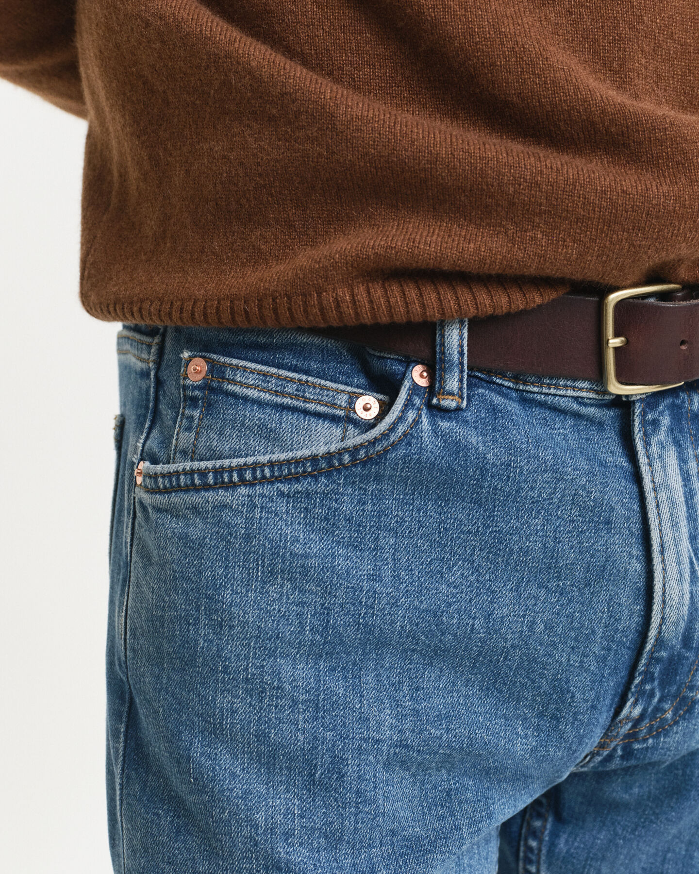 Regular Fit Clean Wash Jeans