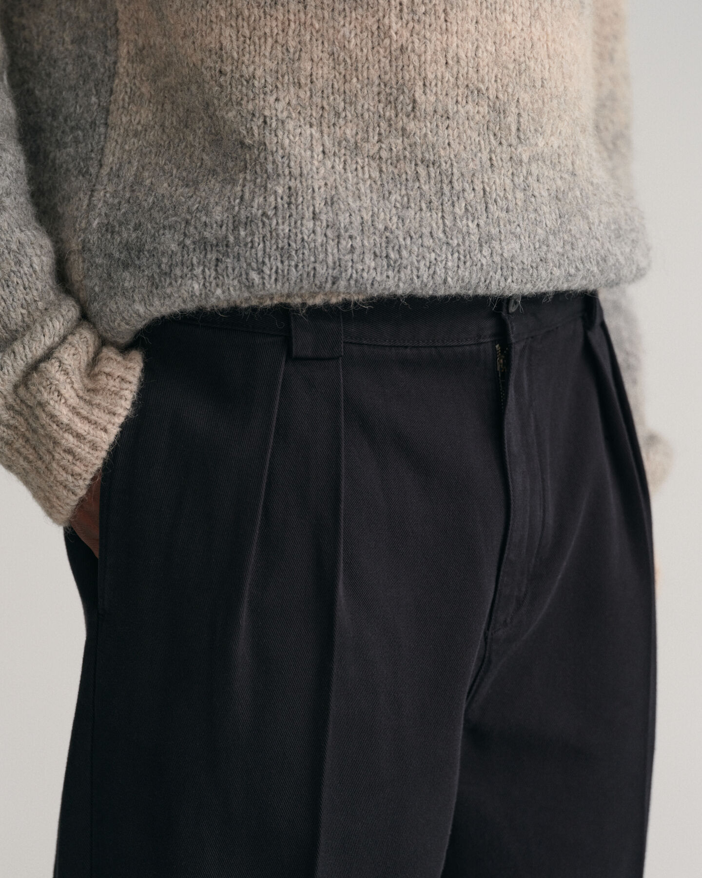 Twill-Chinohose mit Bügelfalten